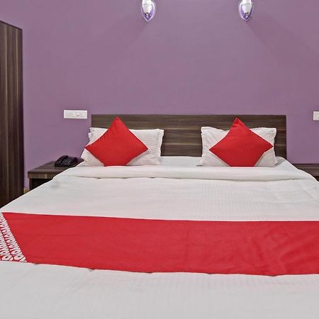 Hotel Oyo 48704 Rashi Farms Hubli Exterior foto